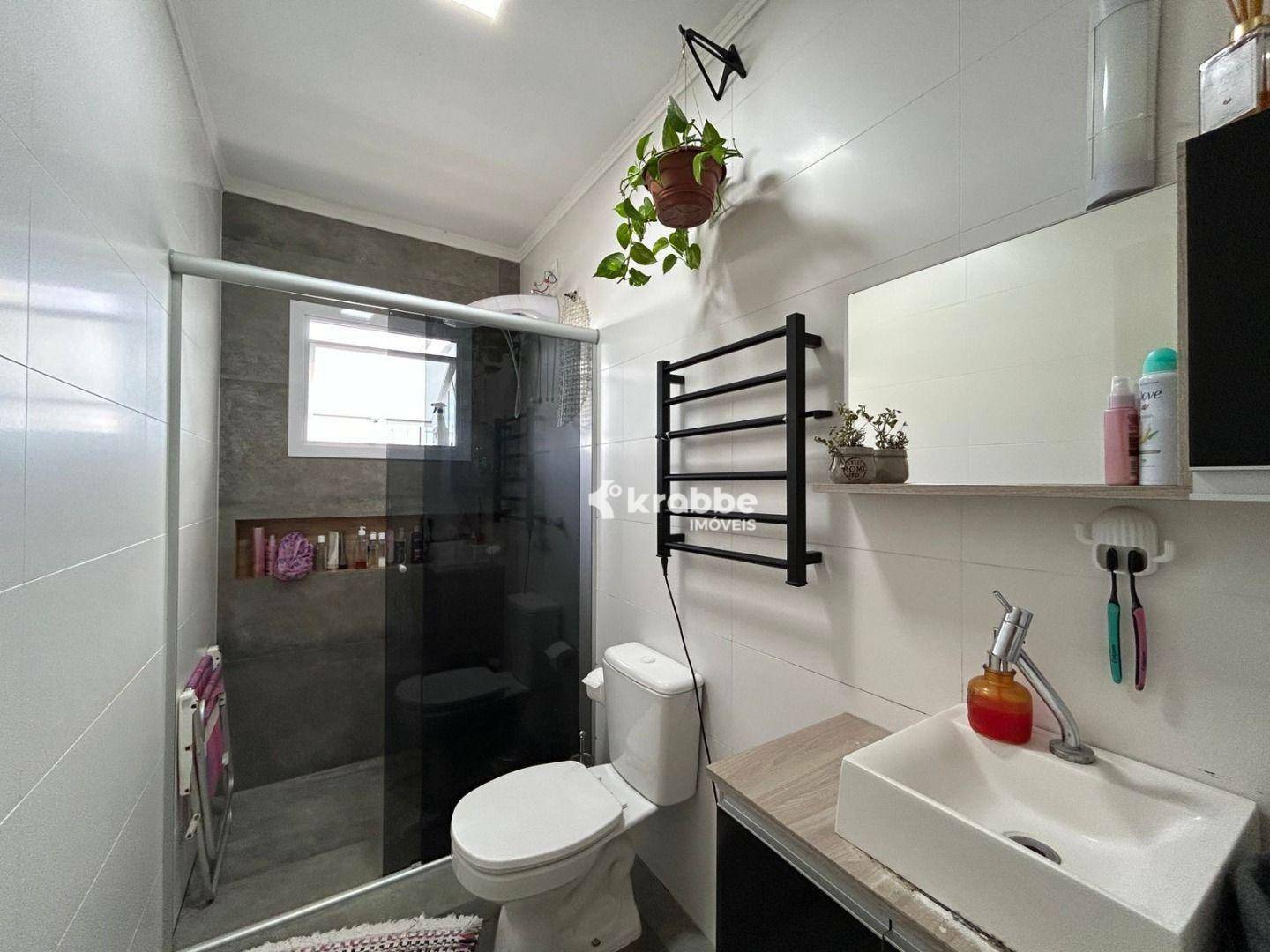 Casa à venda com 2 quartos, 84m² - Foto 11