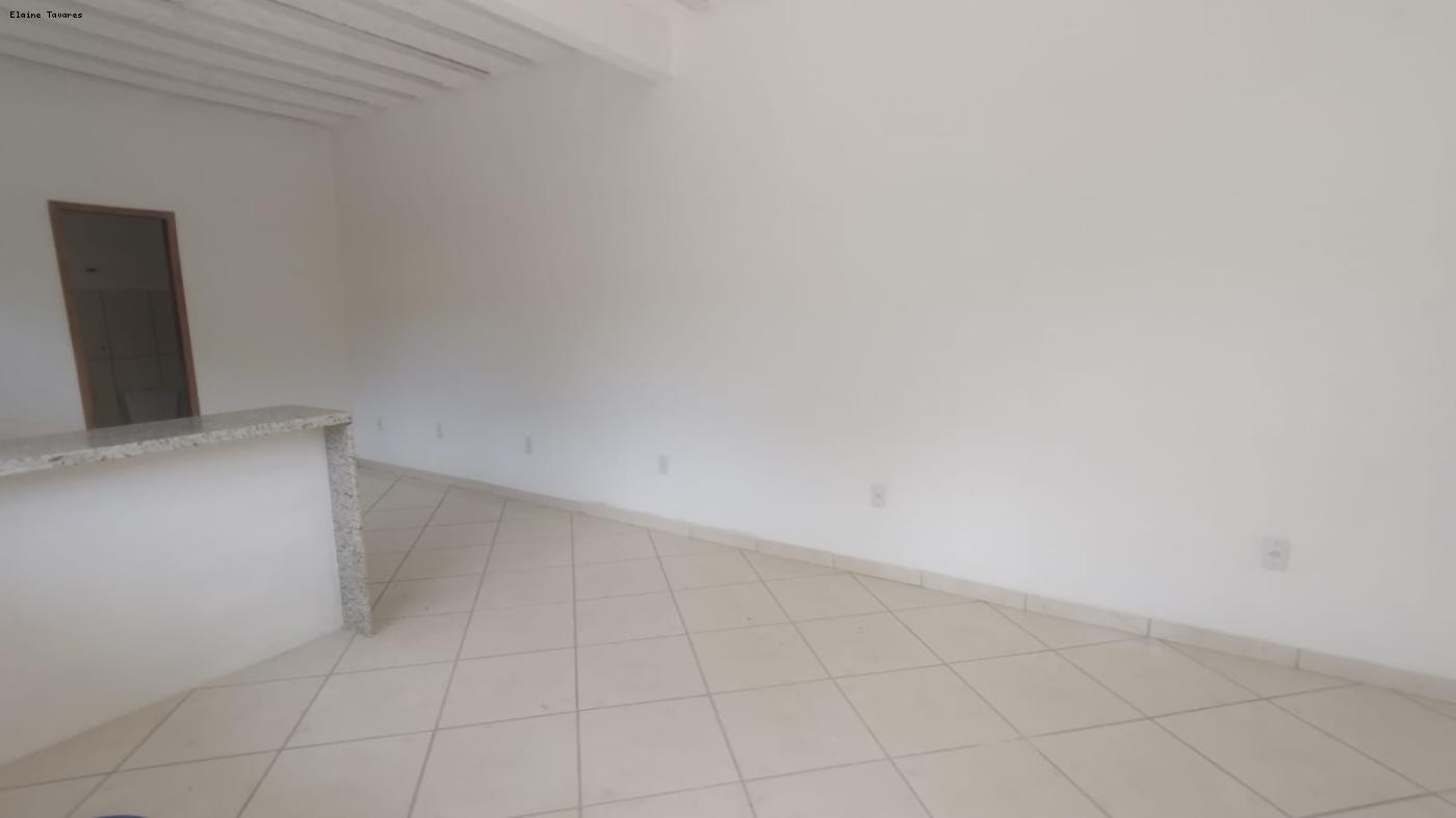 Casa à venda com 2 quartos, 380m² - Foto 18