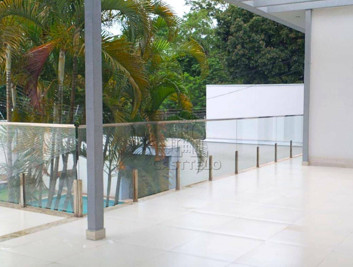 Casa à venda com 4 quartos, 430m² - Foto 2