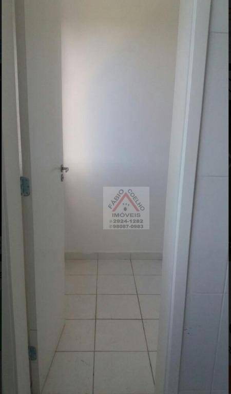 Apartamento à venda com 2 quartos, 65m² - Foto 20