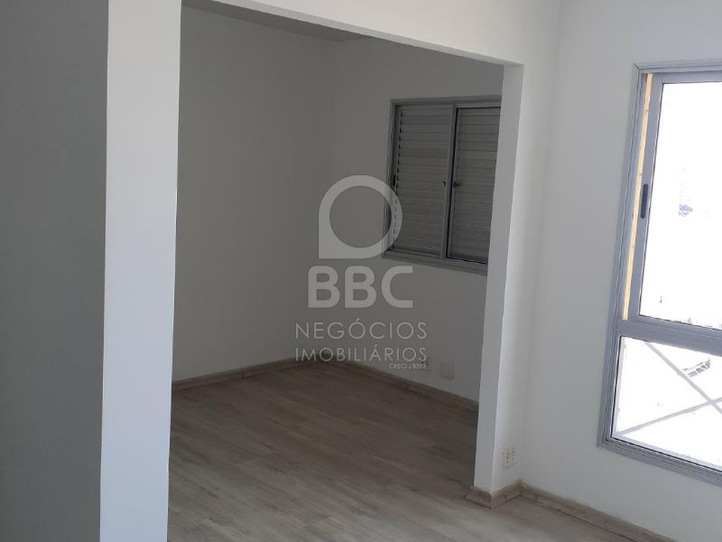 Apartamento à venda com 2 quartos, 65m² - Foto 3