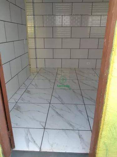 Casa à venda com 5 quartos, 150m² - Foto 4