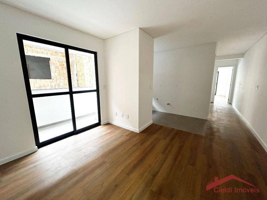 Apartamento à venda com 2 quartos, 58m² - Foto 6