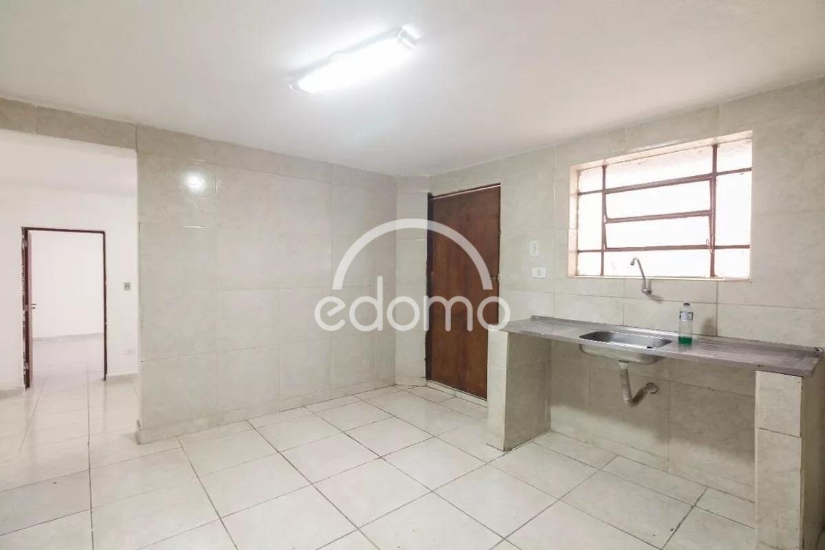 Casa para alugar com 1 quarto, 65m² - Foto 4