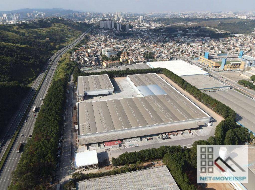 Depósito-Galpão-Armazém para alugar, 8595m² - Foto 1