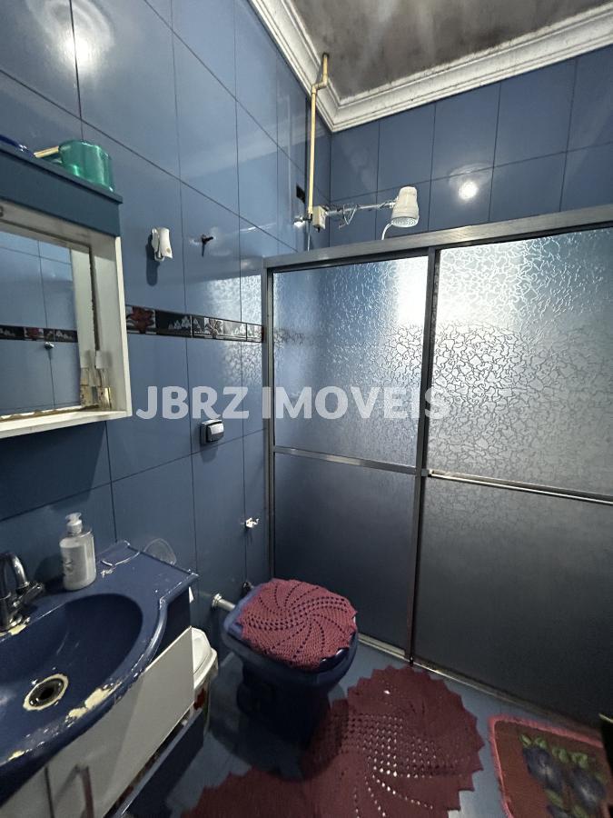 Casa para alugar com 5 quartos, 210m² - Foto 14