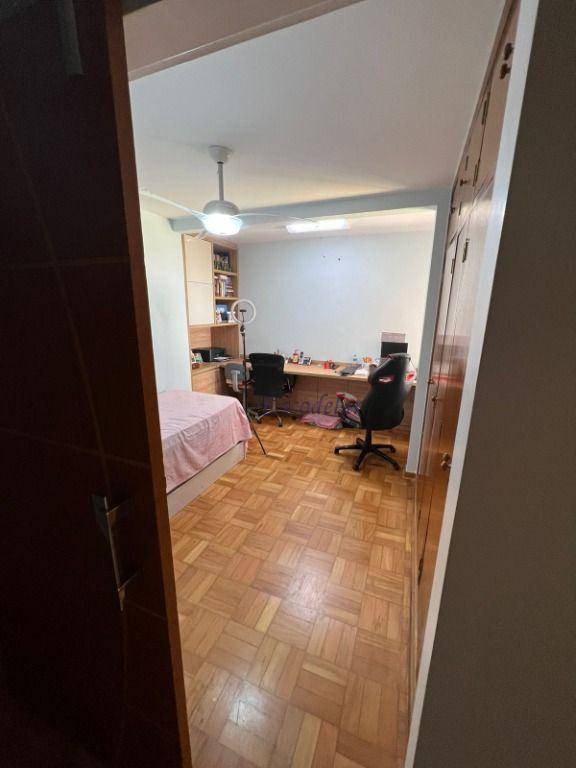 Sobrado à venda com 3 quartos, 240m² - Foto 20