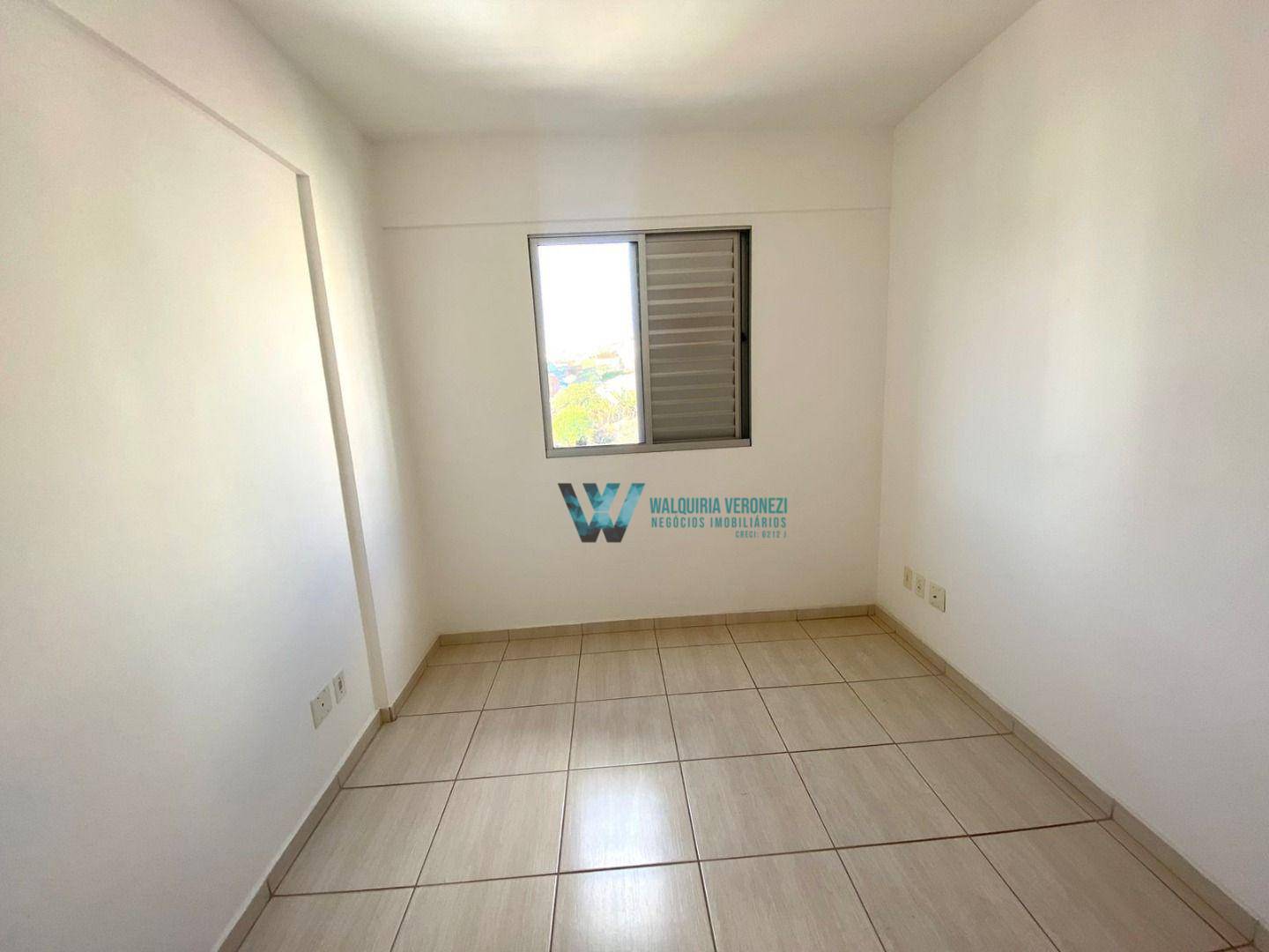 Apartamento para alugar com 2 quartos, 50m² - Foto 13