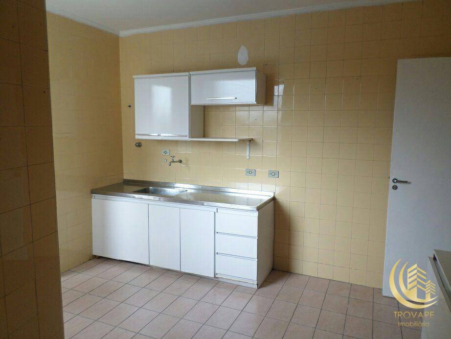 Apartamento à venda com 3 quartos, 146m² - Foto 4