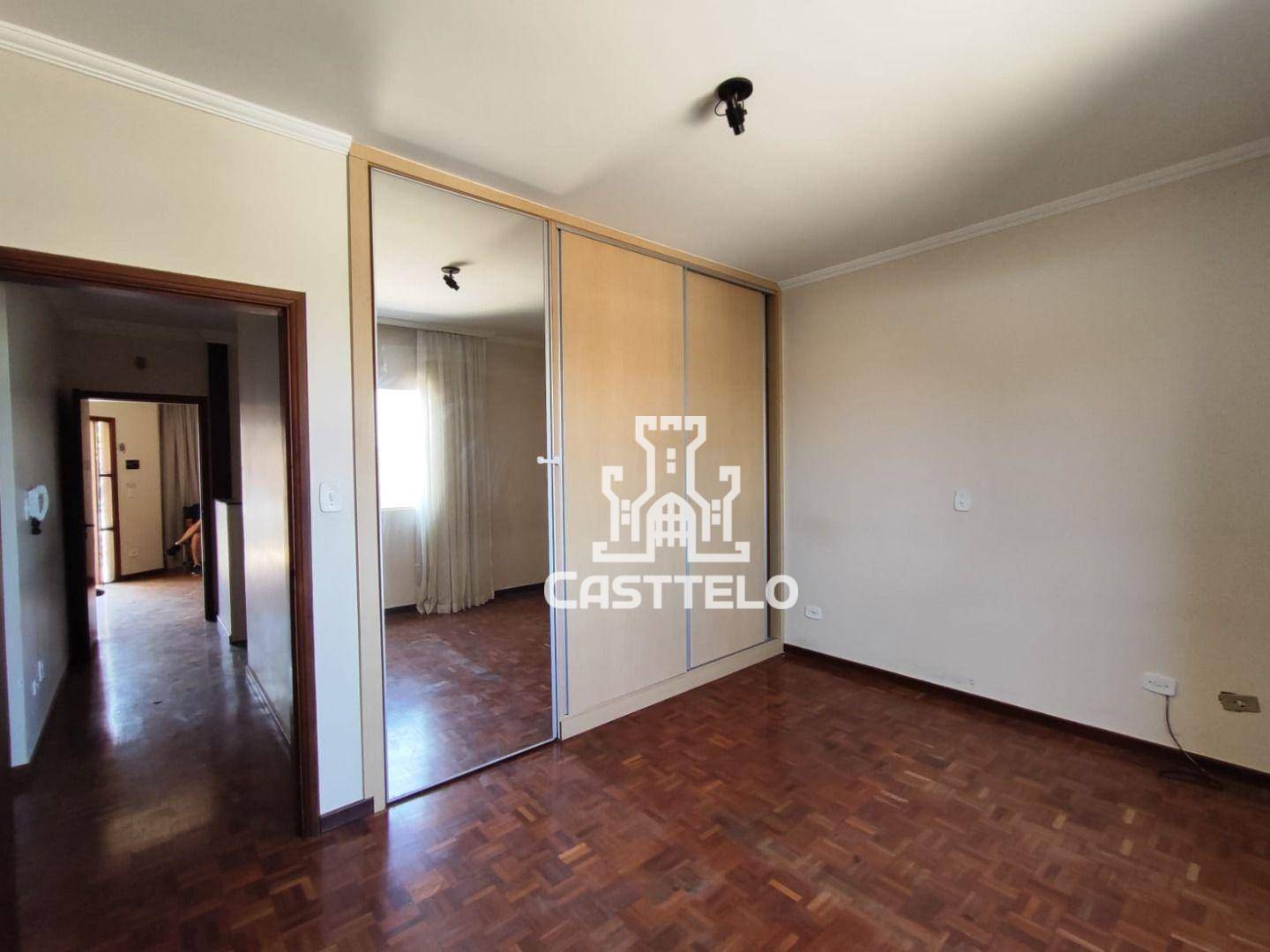 Casa à venda com 3 quartos, 222m² - Foto 6