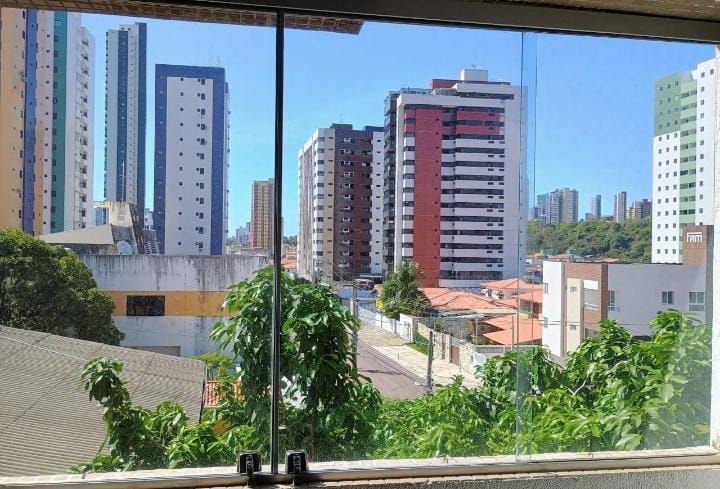 Apartamento à venda com 3 quartos, 110m² - Foto 9