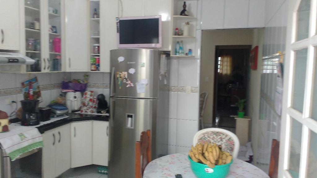 Sobrado à venda com 3 quartos, 220m² - Foto 13