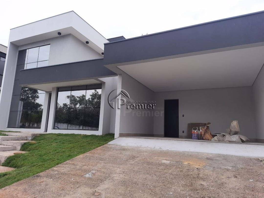 Casa de Condomínio à venda e aluguel com 4 quartos, 218m² - Foto 2