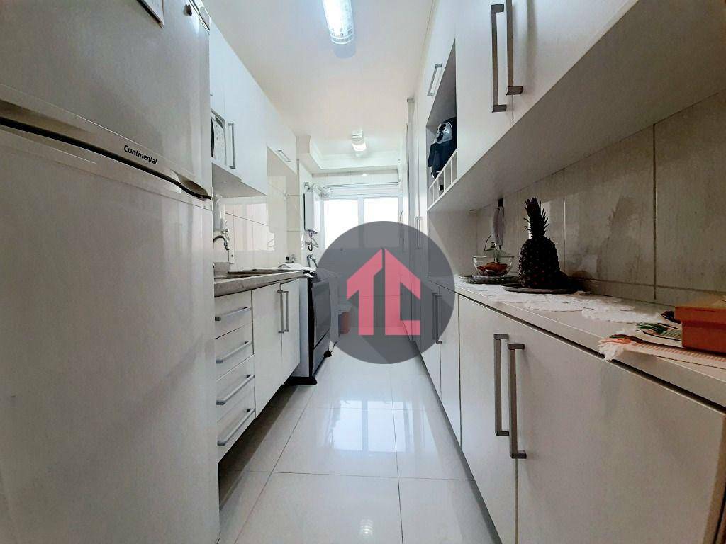 Apartamento à venda com 3 quartos, 75m² - Foto 7