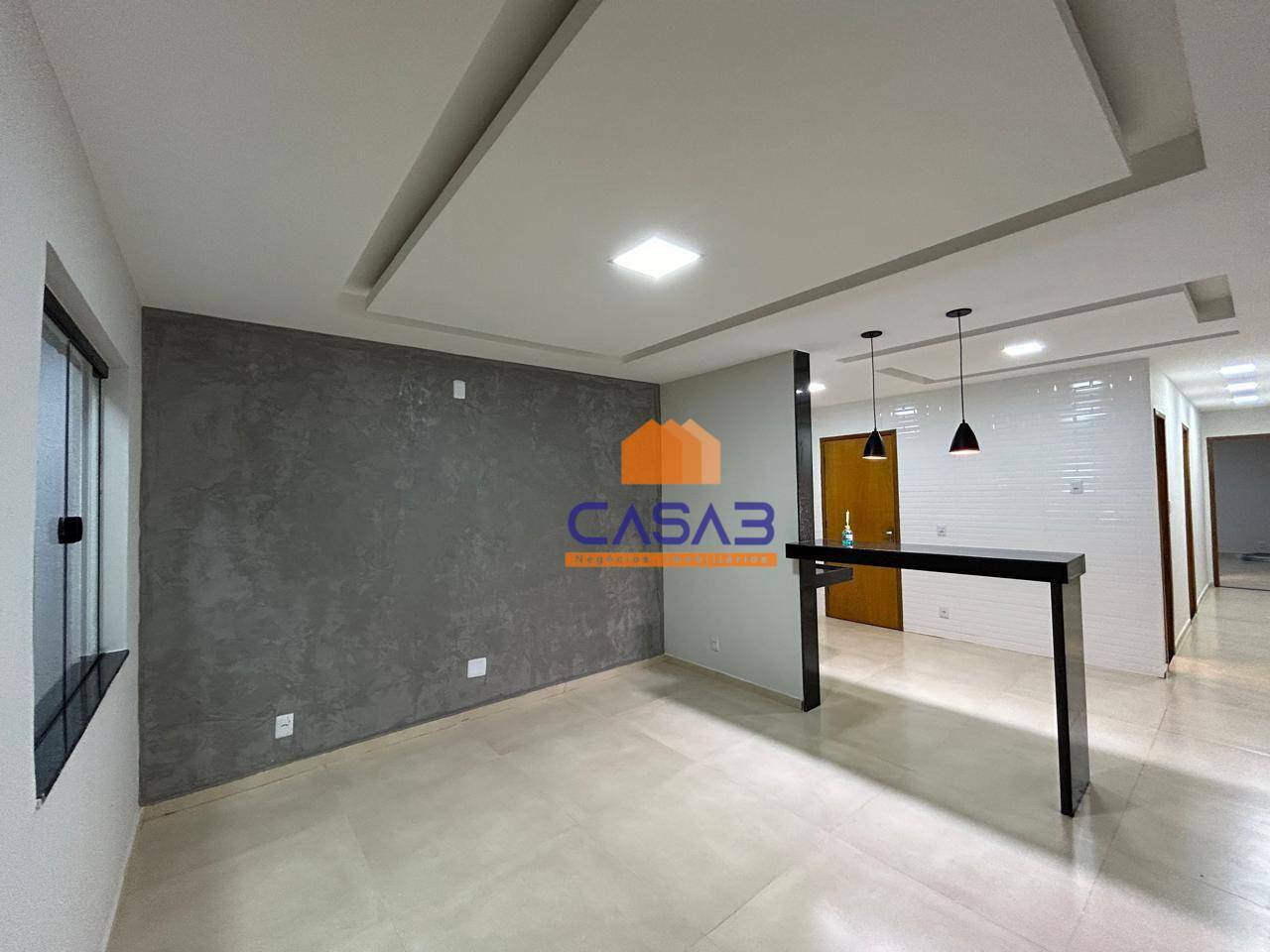 Casa à venda com 2 quartos, 65m² - Foto 4