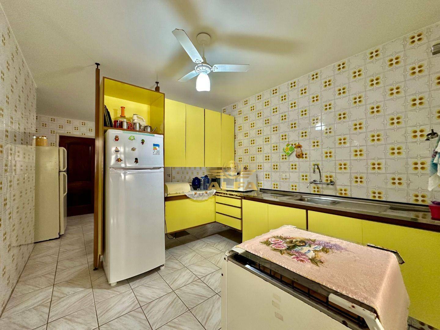 Apartamento à venda com 3 quartos, 142m² - Foto 23