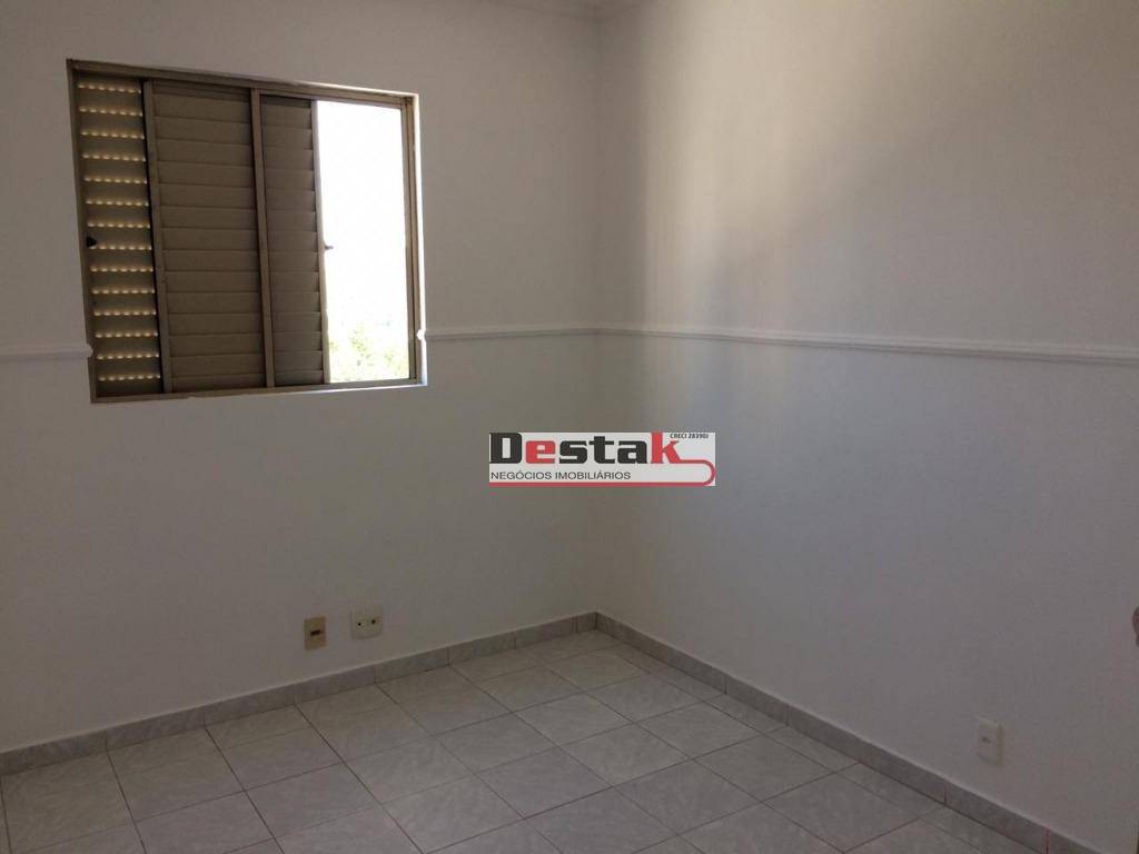 Apartamento à venda com 3 quartos, 65m² - Foto 5