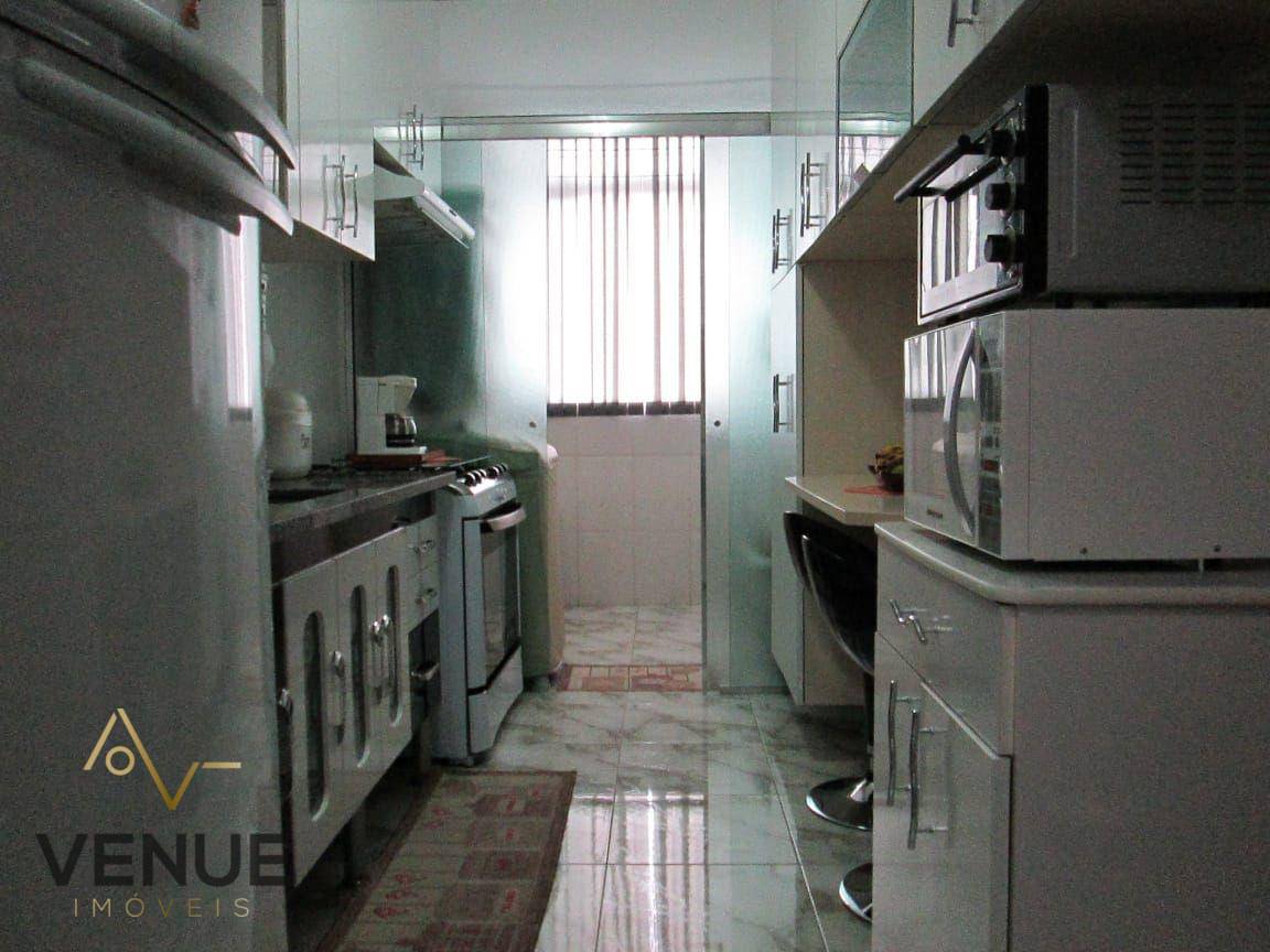 Apartamento à venda com 2 quartos, 62m² - Foto 27