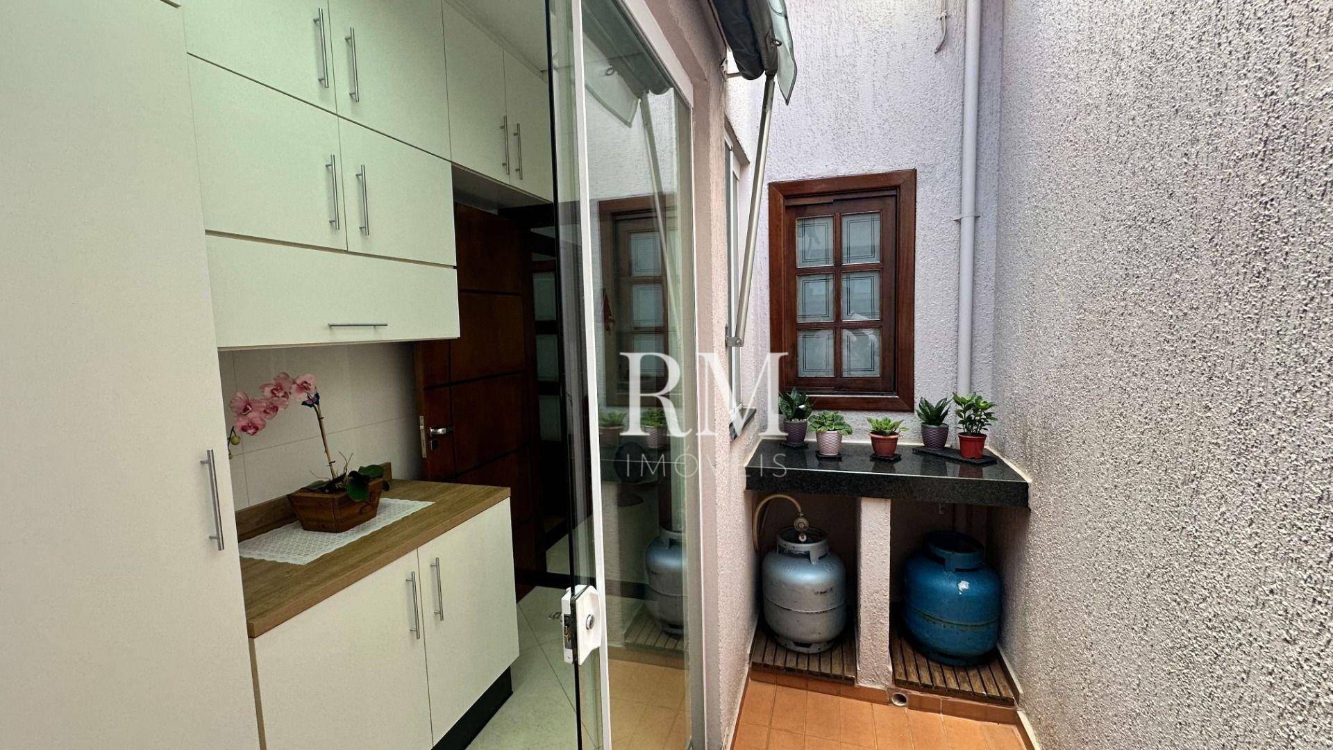 Casa à venda com 3 quartos, 122m² - Foto 13