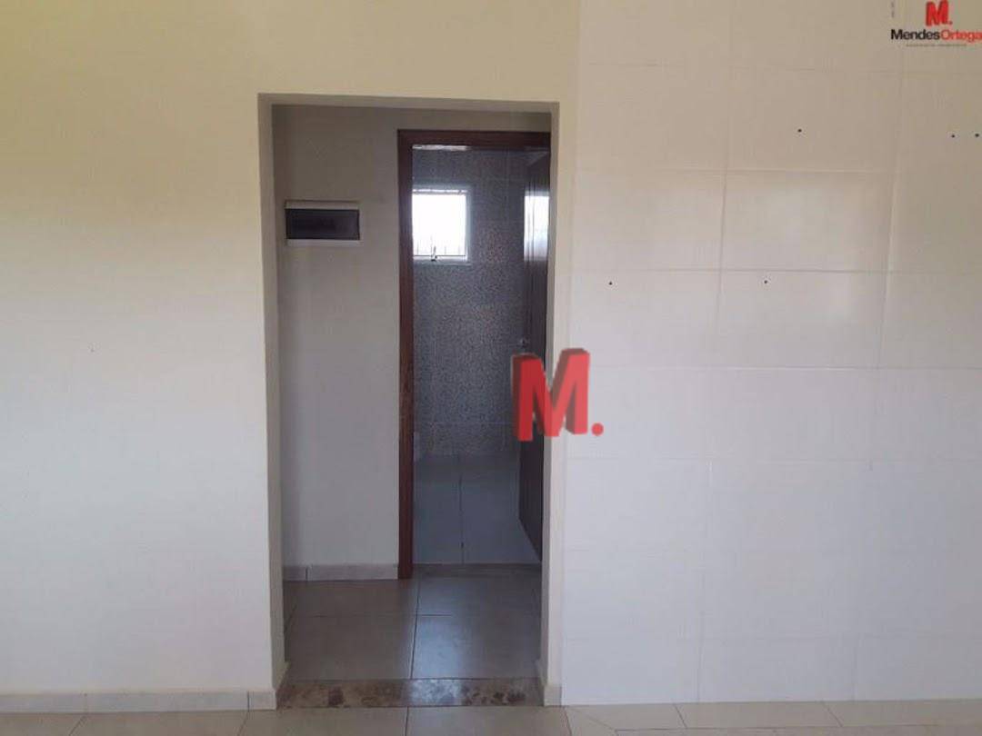 Chácara à venda com 2 quartos, 235m² - Foto 14