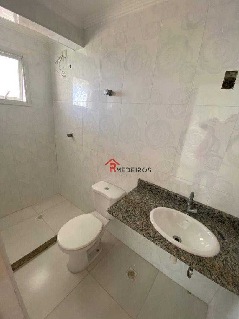 Apartamento para alugar com 2 quartos, 92m² - Foto 13