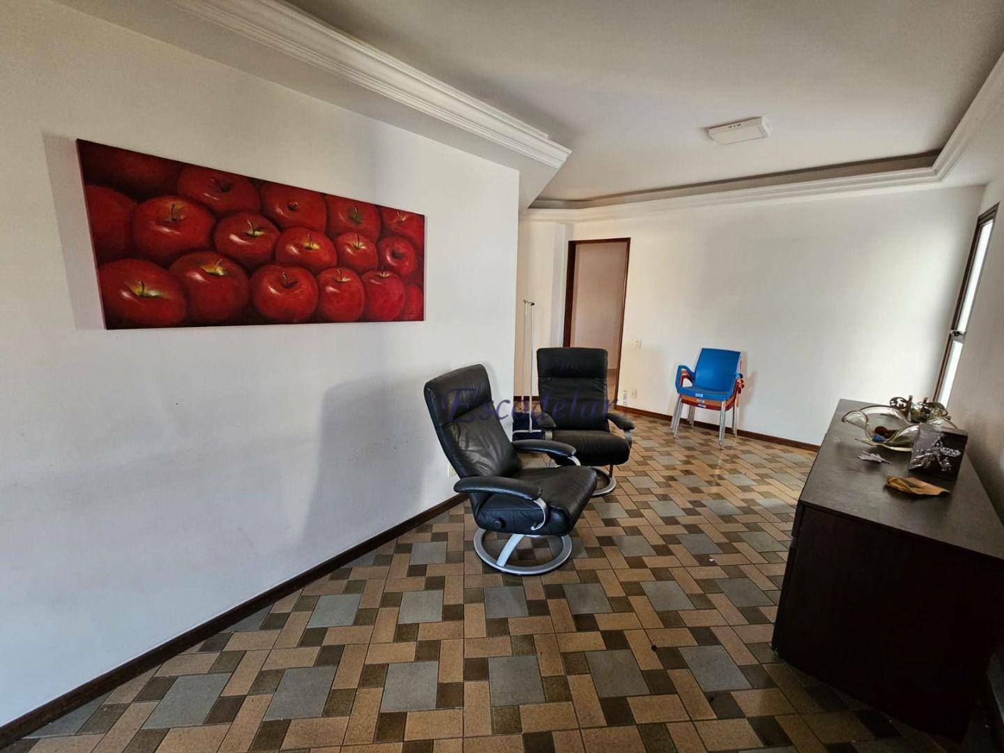 Apartamento à venda com 4 quartos, 220m² - Foto 8