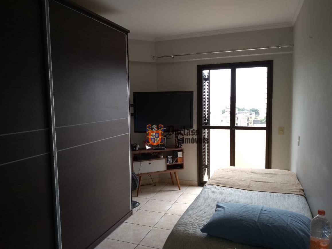 Apartamento à venda com 3 quartos, 140m² - Foto 21