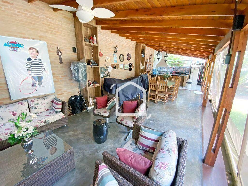 Casa de Condomínio à venda com 3 quartos, 220m² - Foto 42