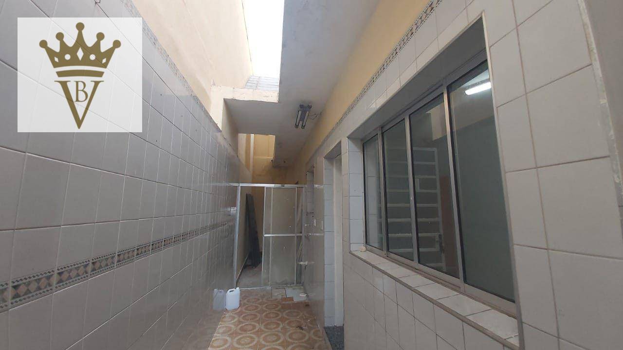 Casa à venda com 3 quartos, 200m² - Foto 9