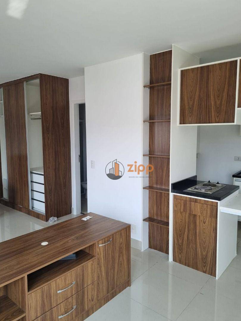 Apartamento para alugar com 1 quarto, 42m² - Foto 25