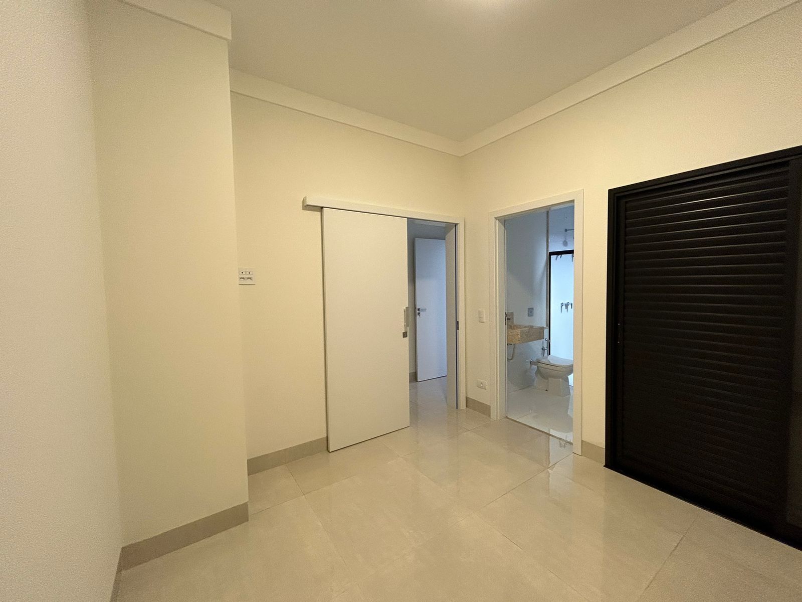 Casa para alugar com 3 quartos, 190m² - Foto 9