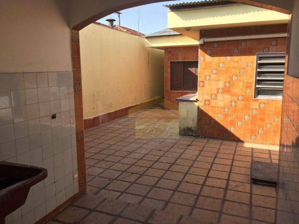 Casa à venda com 3 quartos, 180m² - Foto 11