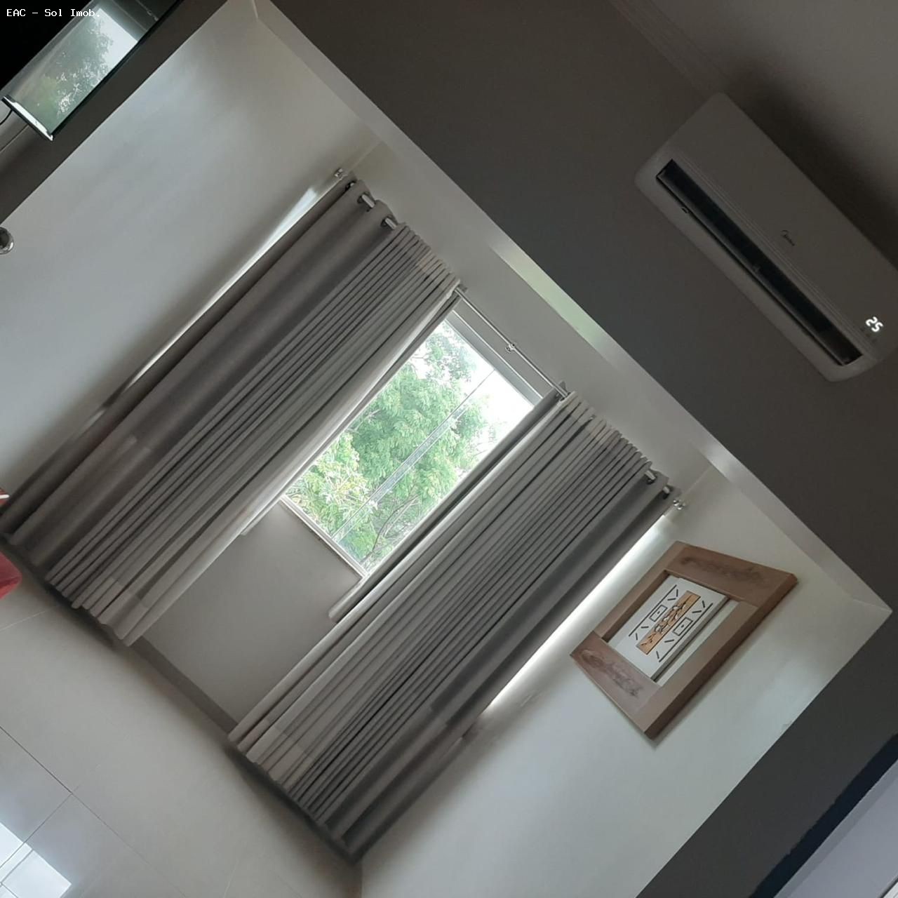 Casa para alugar com 3 quartos, 280m² - Foto 1
