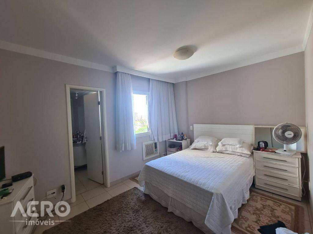 Apartamento à venda com 4 quartos, 147m² - Foto 5