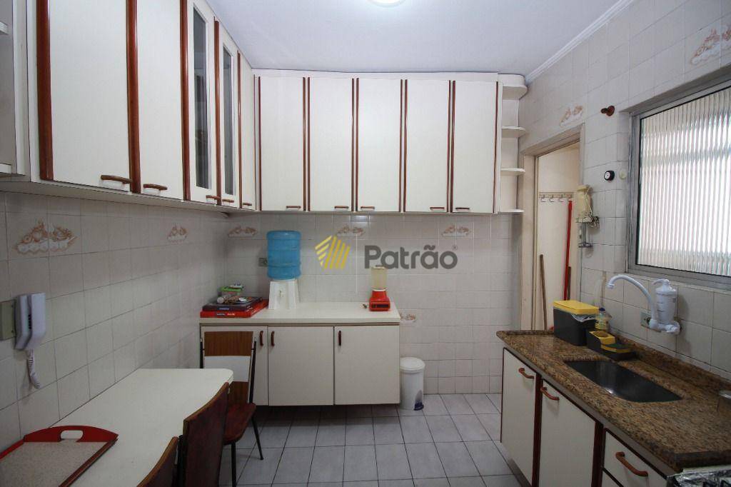 Apartamento para alugar com 2 quartos, 83m² - Foto 10