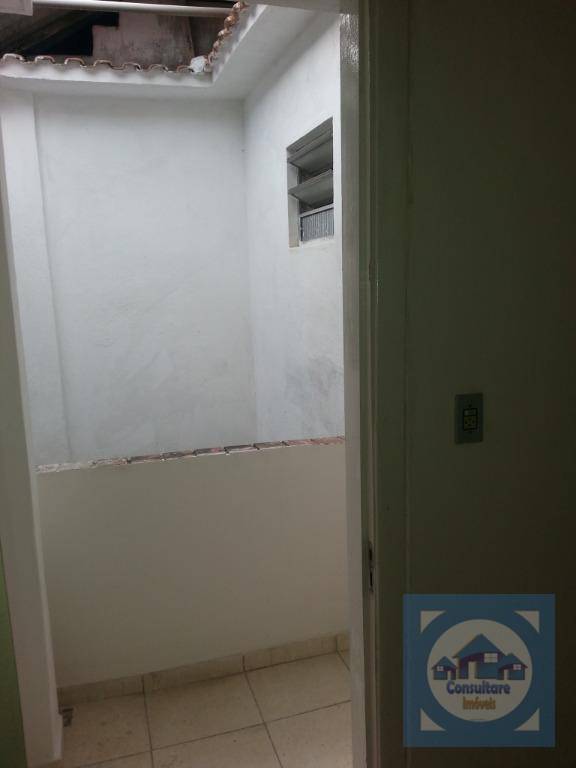 Apartamento à venda com 2 quartos, 75m² - Foto 20