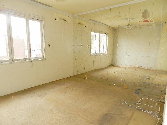 Apartamento à venda com 3 quartos, 218m² - Foto 6