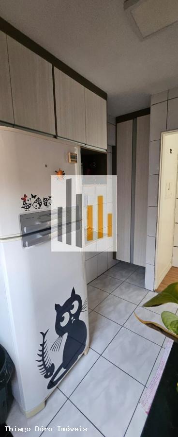 Apartamento à venda com 2 quartos, 48m² - Foto 11