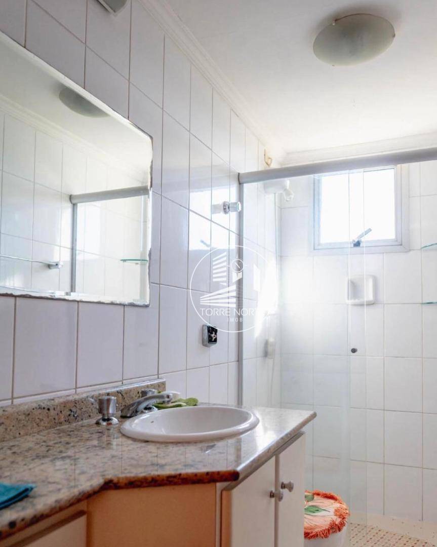 Apartamento à venda com 1 quarto, 40m² - Foto 10