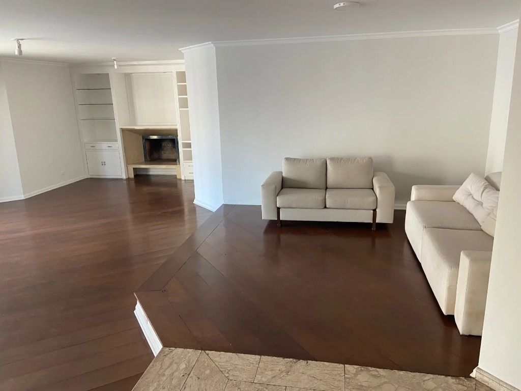 Apartamento para alugar com 5 quartos, 240m² - Foto 21