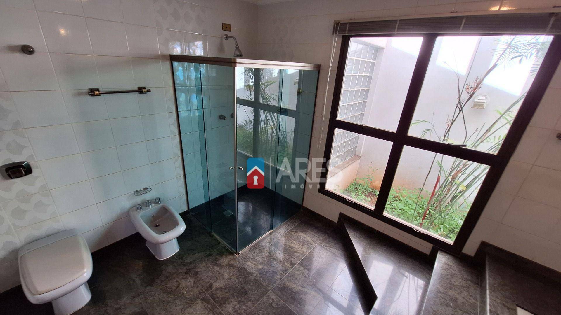 Casa para alugar com 4 quartos, 472m² - Foto 31