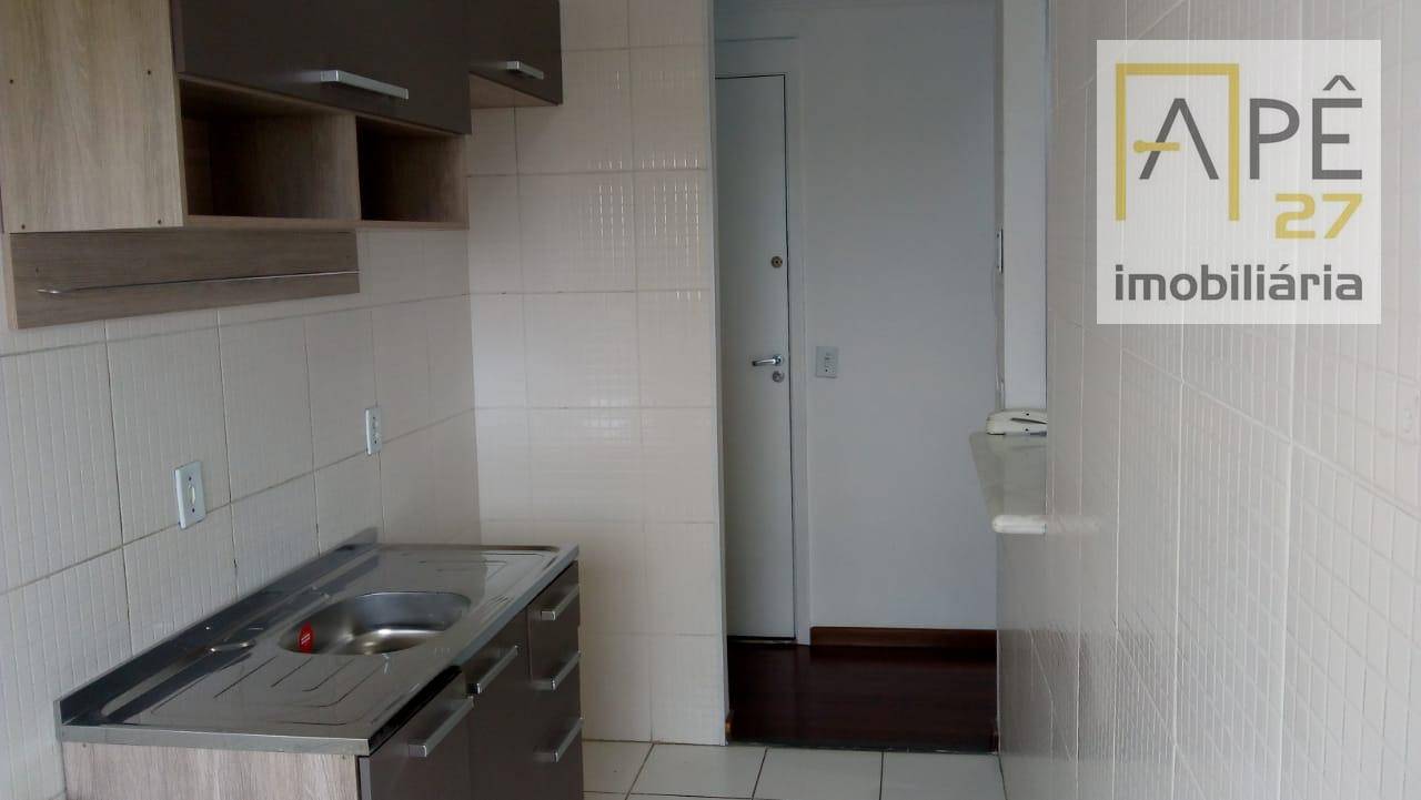 Apartamento à venda com 2 quartos, 47m² - Foto 4