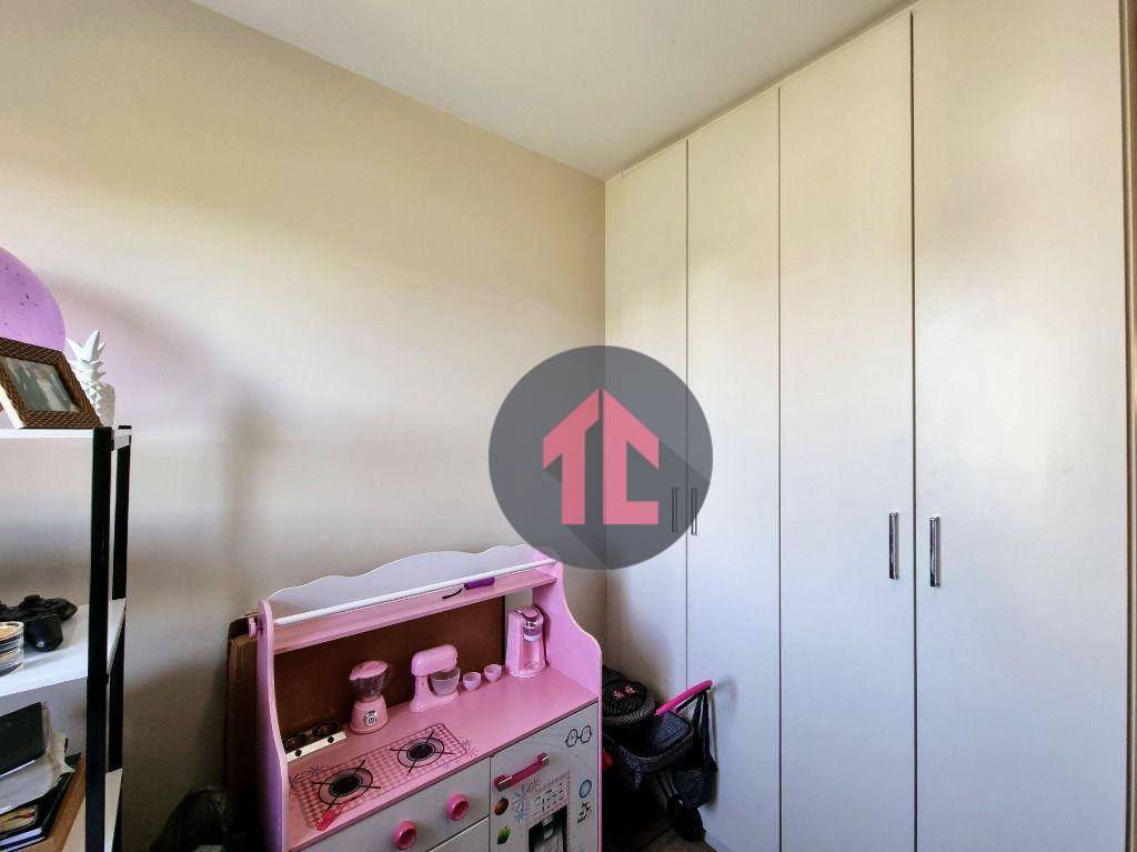 Apartamento à venda com 3 quartos, 75m² - Foto 11