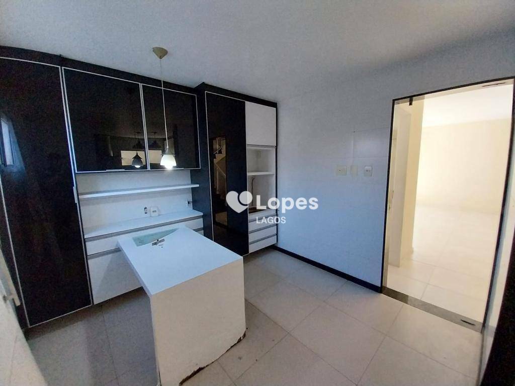 Casa à venda com 3 quartos, 164m² - Foto 8