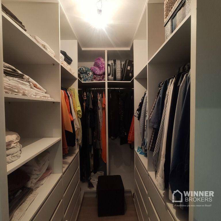 Casa à venda com 3 quartos, 230m² - Foto 22