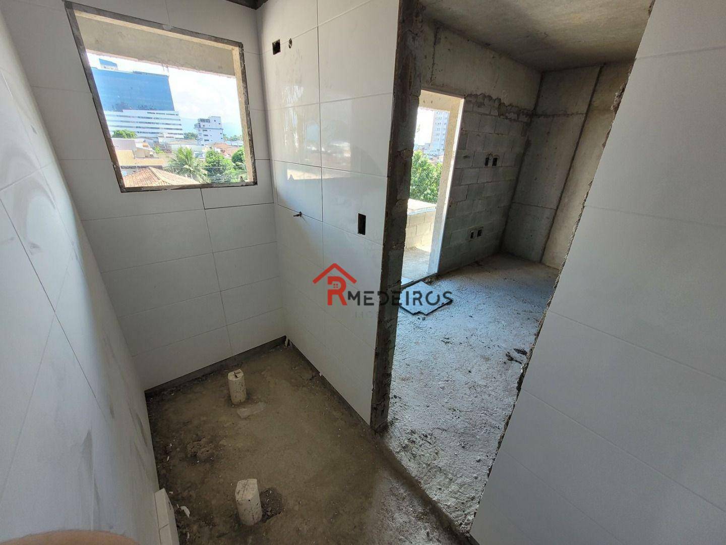 Apartamento à venda com 2 quartos, 69m² - Foto 25