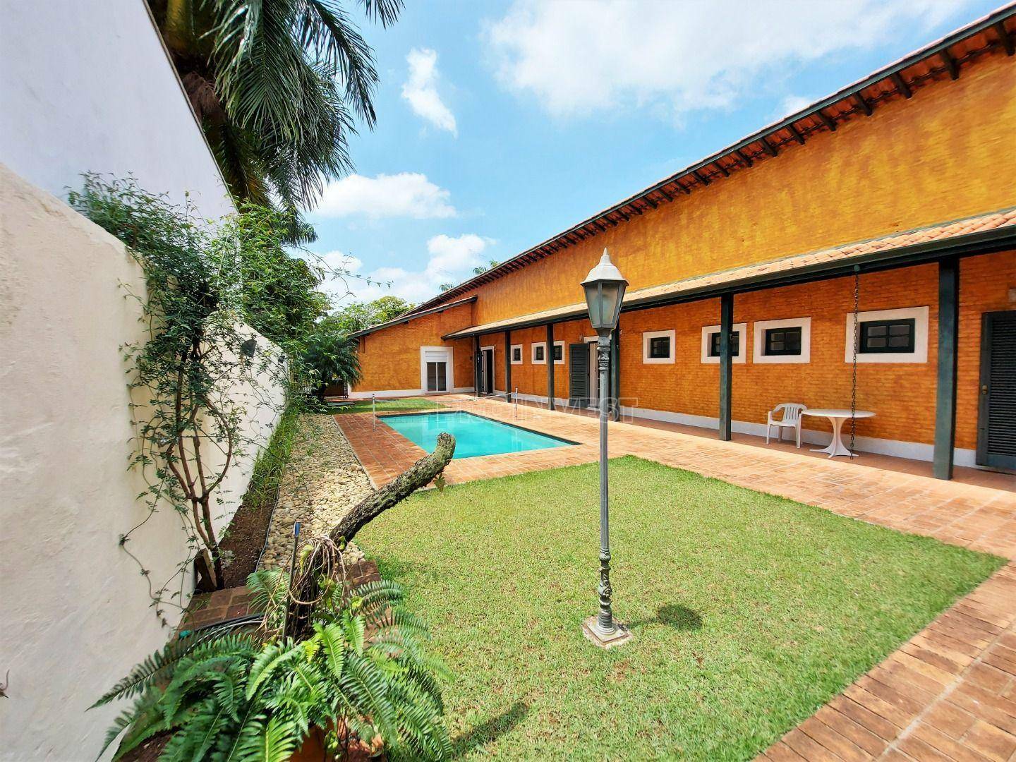 Casa à venda com 4 quartos, 800m² - Foto 35