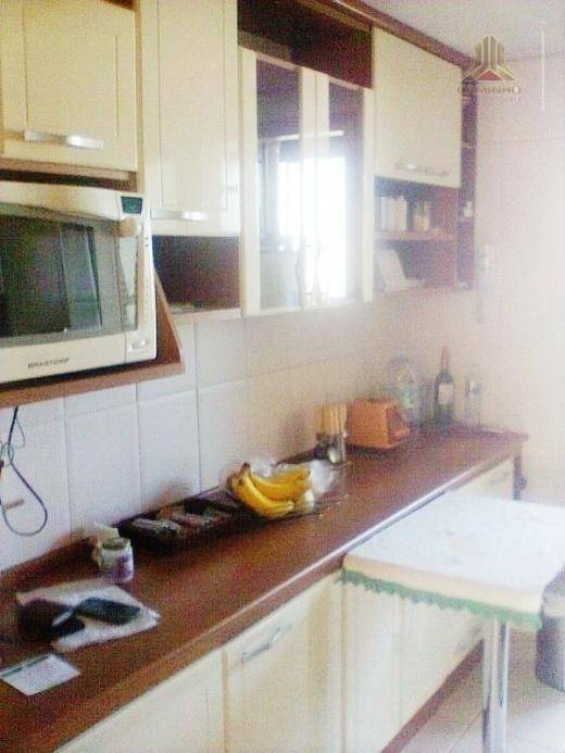 Apartamento à venda com 3 quartos, 99m² - Foto 4