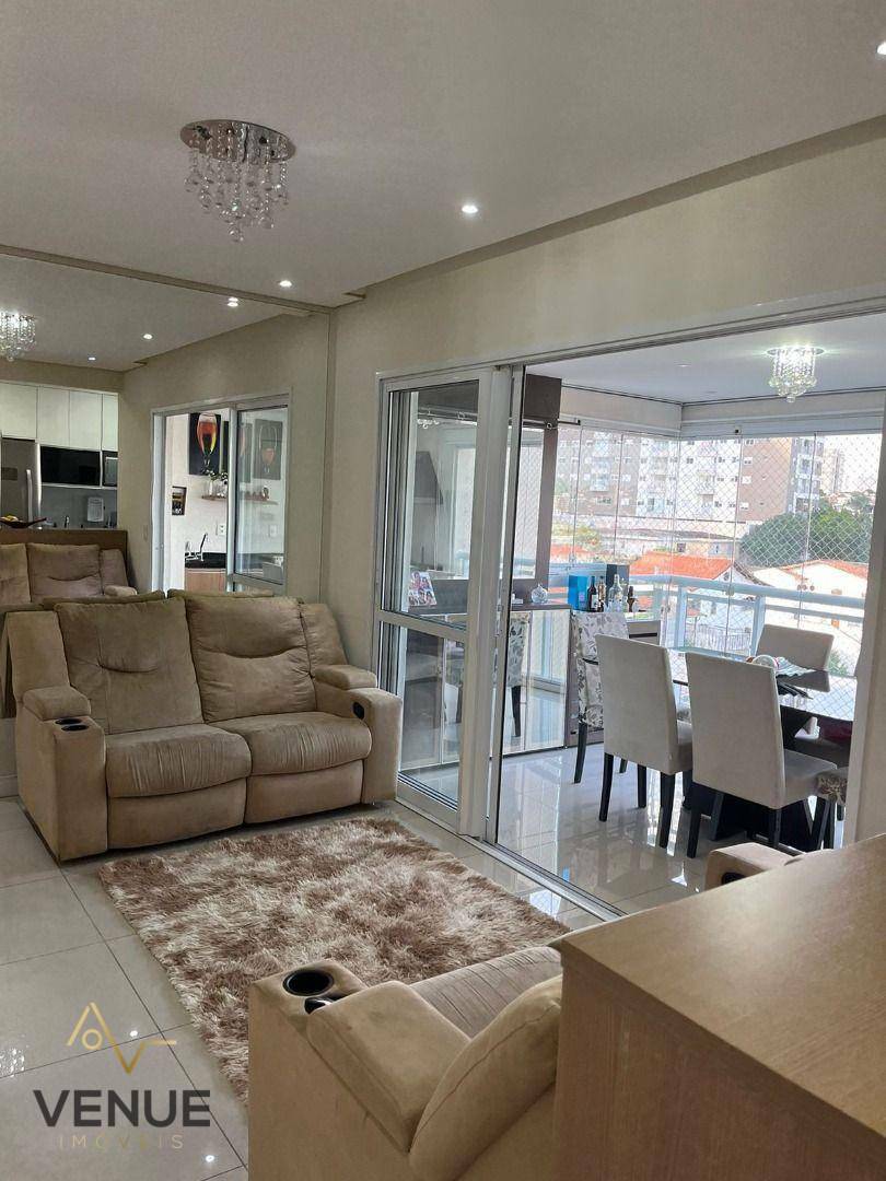 Apartamento à venda com 2 quartos, 72m² - Foto 1