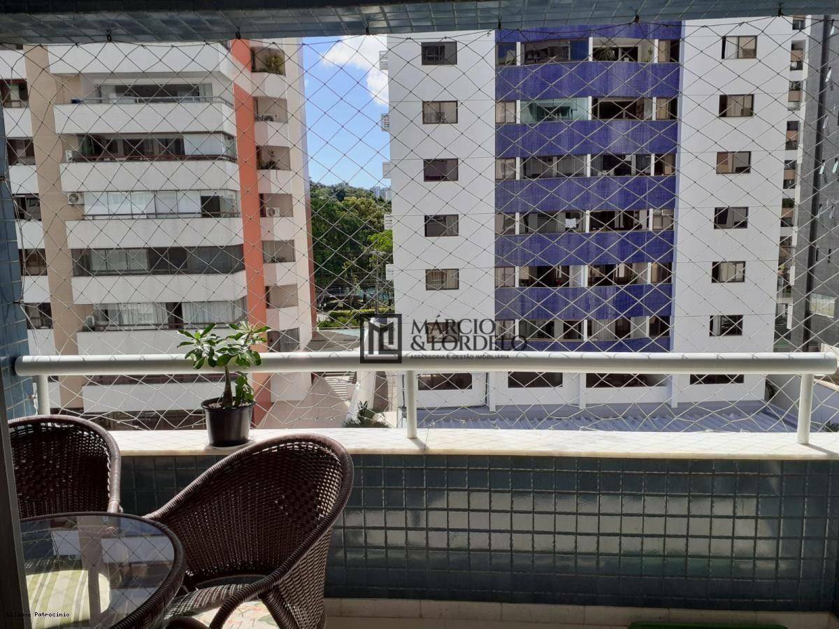 Apartamento à venda com 3 quartos, 81m² - Foto 1